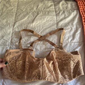 Victoria's Secret Lace Bra in Beige